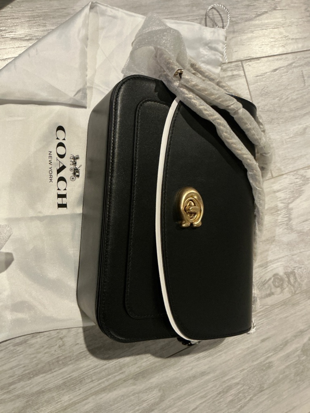 Nwt Coach Madison shoulder bag - Picture 5 of 13
